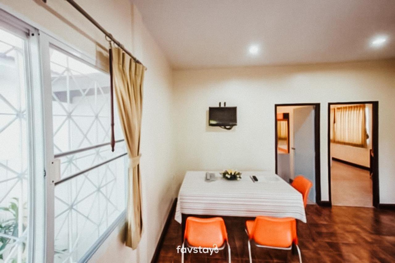 Twin Palms Suites And Residence Pattaya Luaran gambar